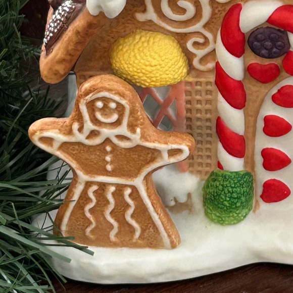 Vintage PartyLite Gingerbread Hand Painted Tealight House Village Retired - Picture 4 of 16